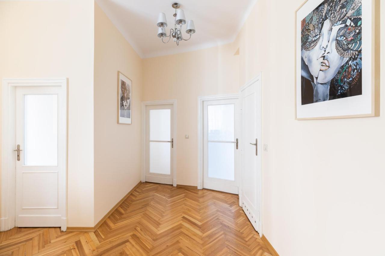 P&O Serviced Apartments Plac Konstytucji 바르샤바 외부 사진