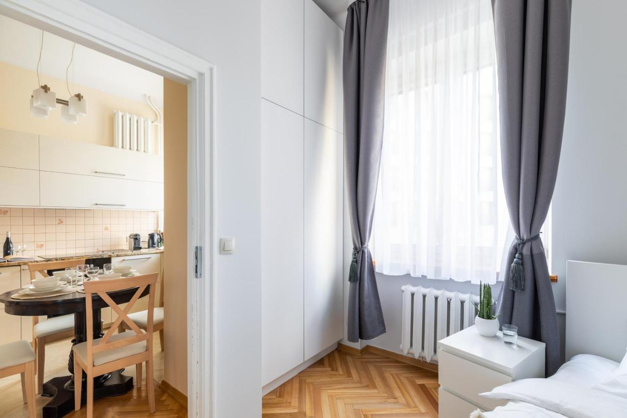 P&O Serviced Apartments Plac Konstytucji 바르샤바 외부 사진